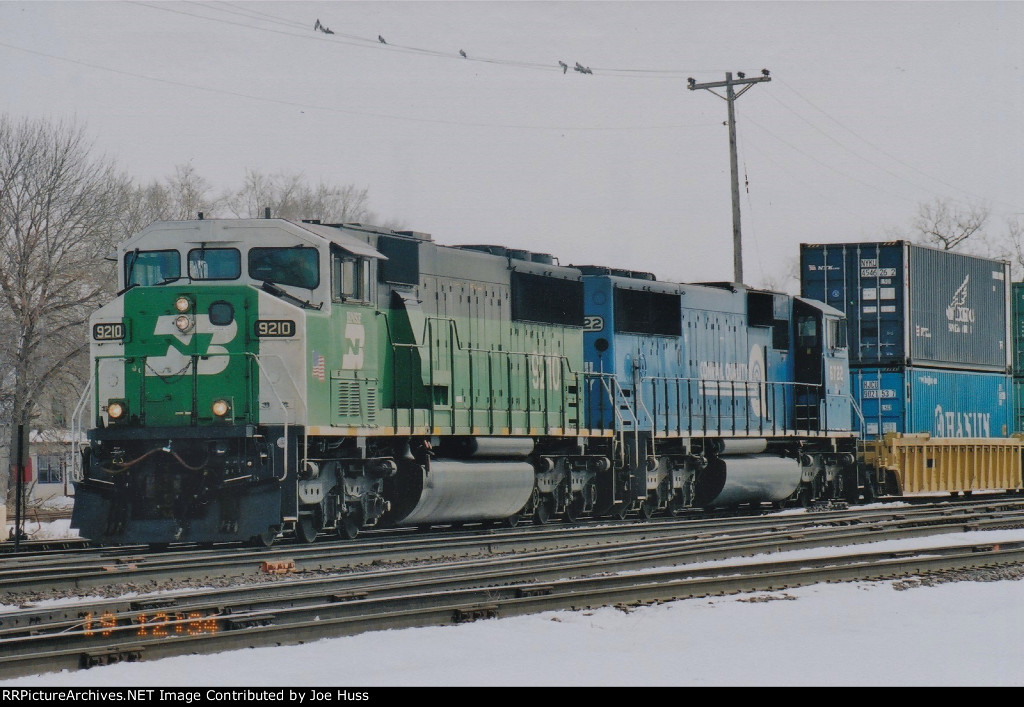 BNSF 9210 West